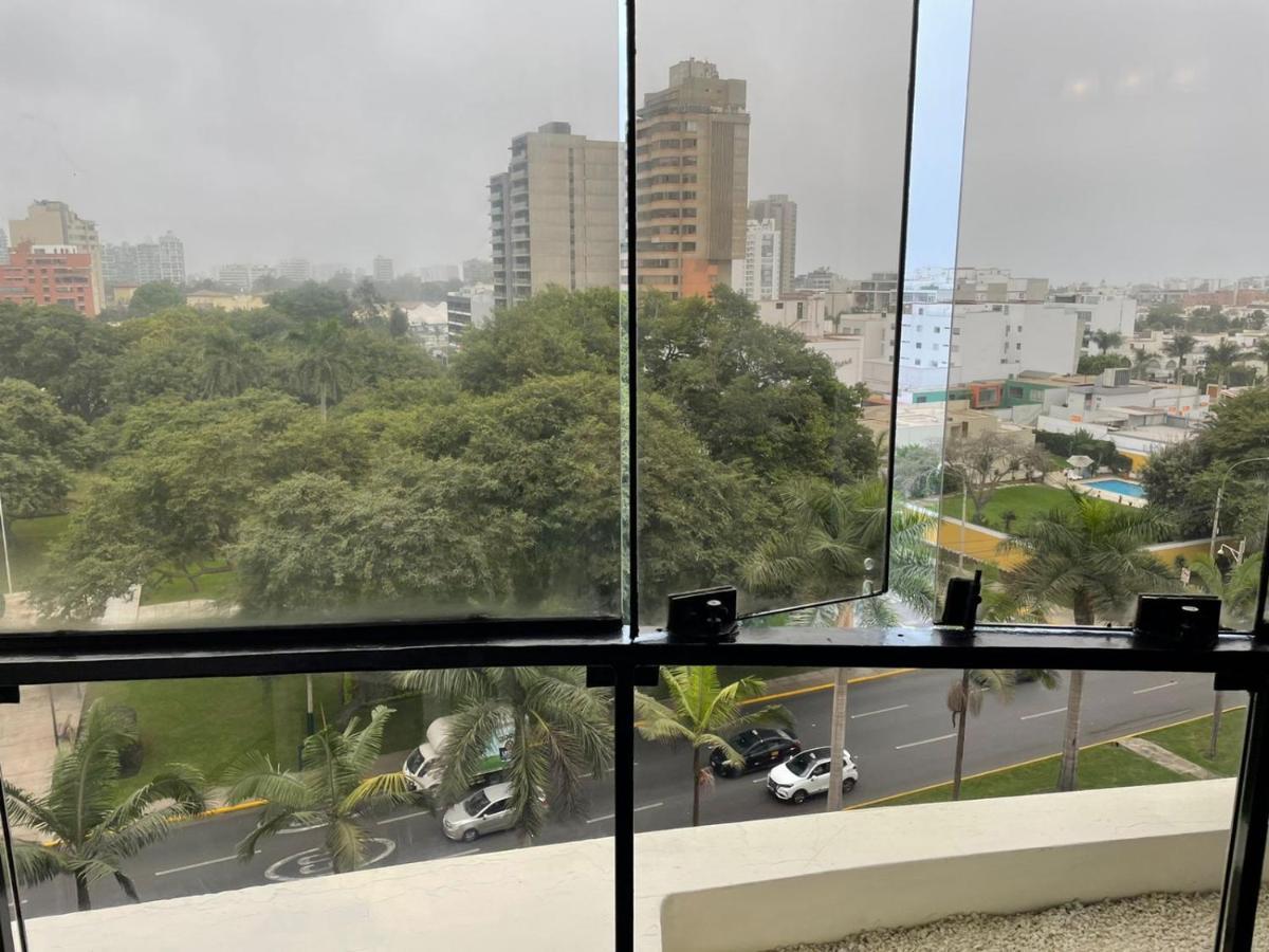 Appartamento Acogedor Dpto En San Isidro Excelente Vista, Piscina Y Wifi Distretto di Distretto di Lima Esterno foto